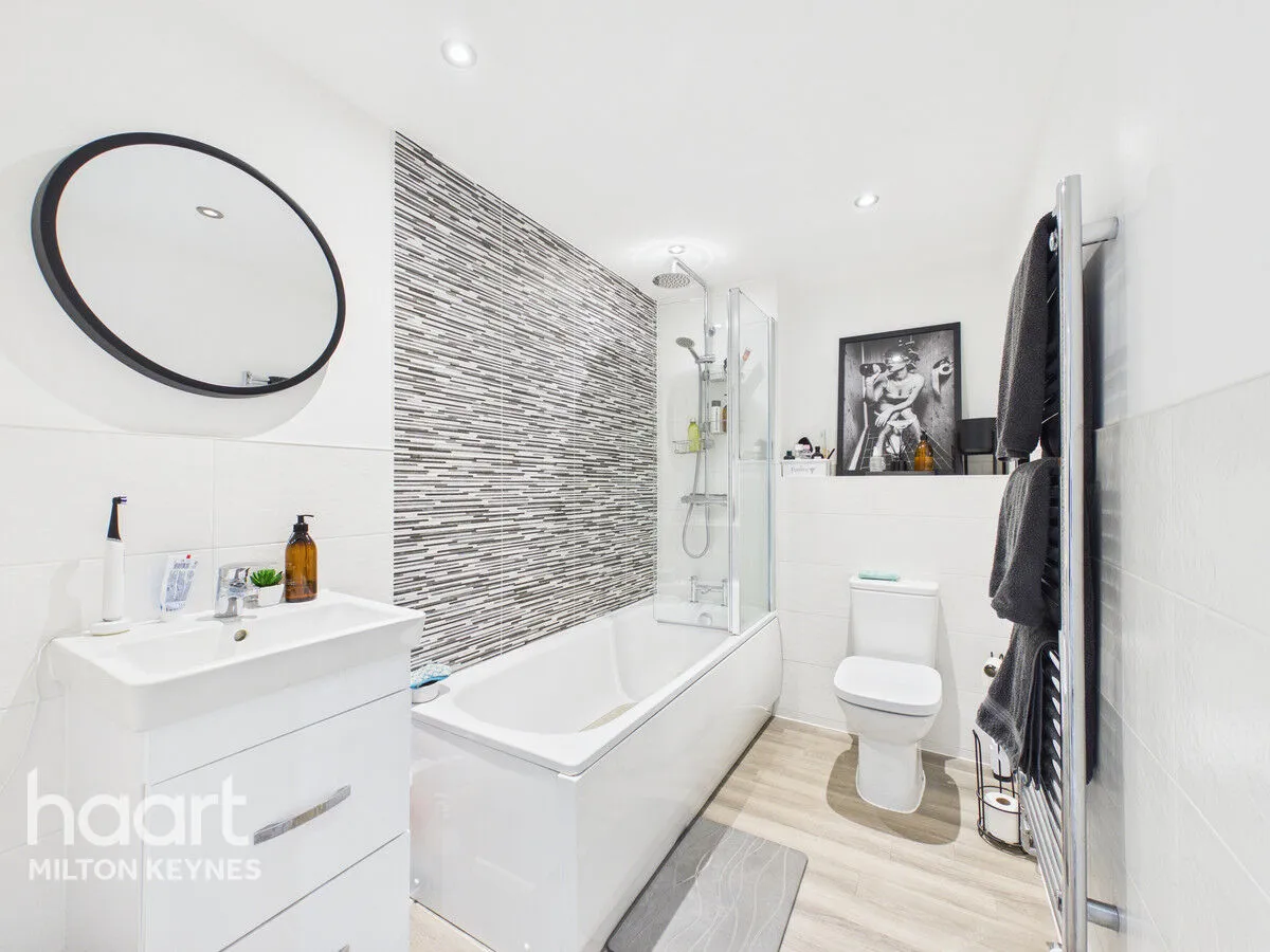 Summerlin Drive, Milton Keynes, MK17, photo 16