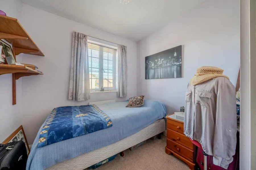 Golding Close, Thatcham, RG19, photo 14
