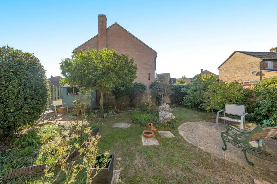 Golding Close, Thatcham, RG19, photo 21