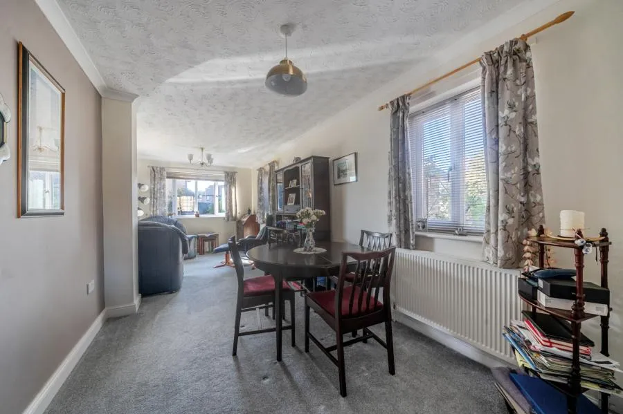 Golding Close, Thatcham, RG19, photo 4