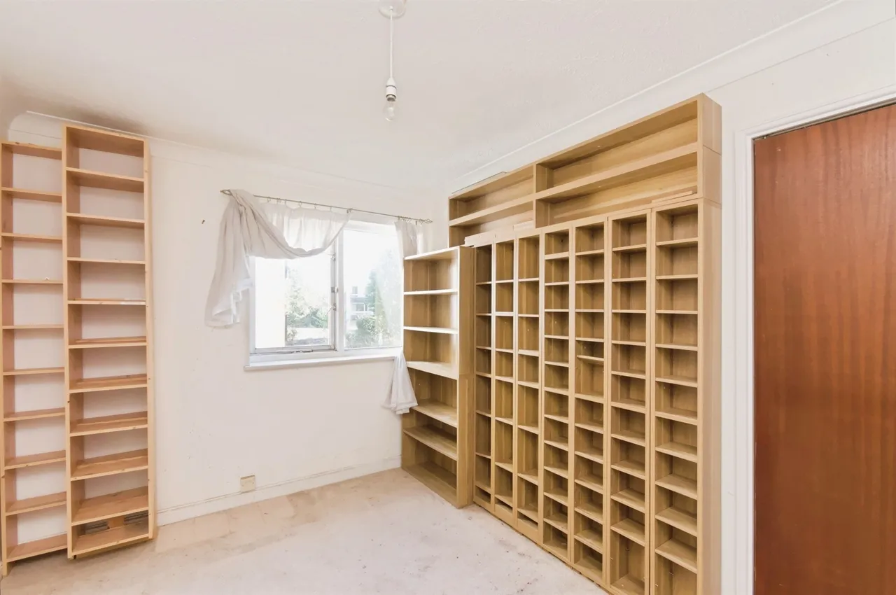 Clover Court, Haywards Heath, RH16, photo 4