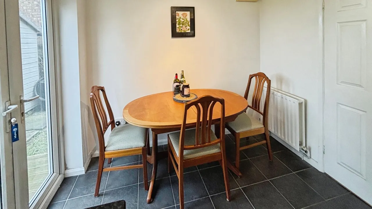 Stonelea Close, Branston, LN4, photo 6