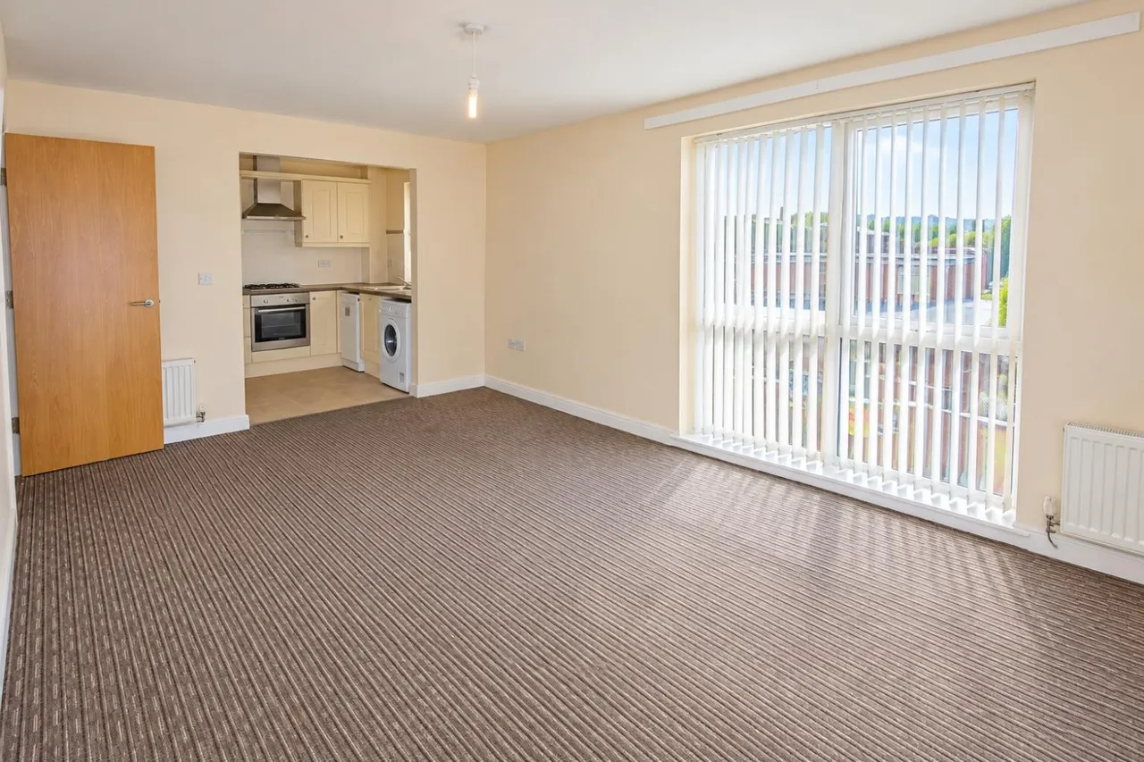 Bramwell Court, Gateshead, NE8, photo 3