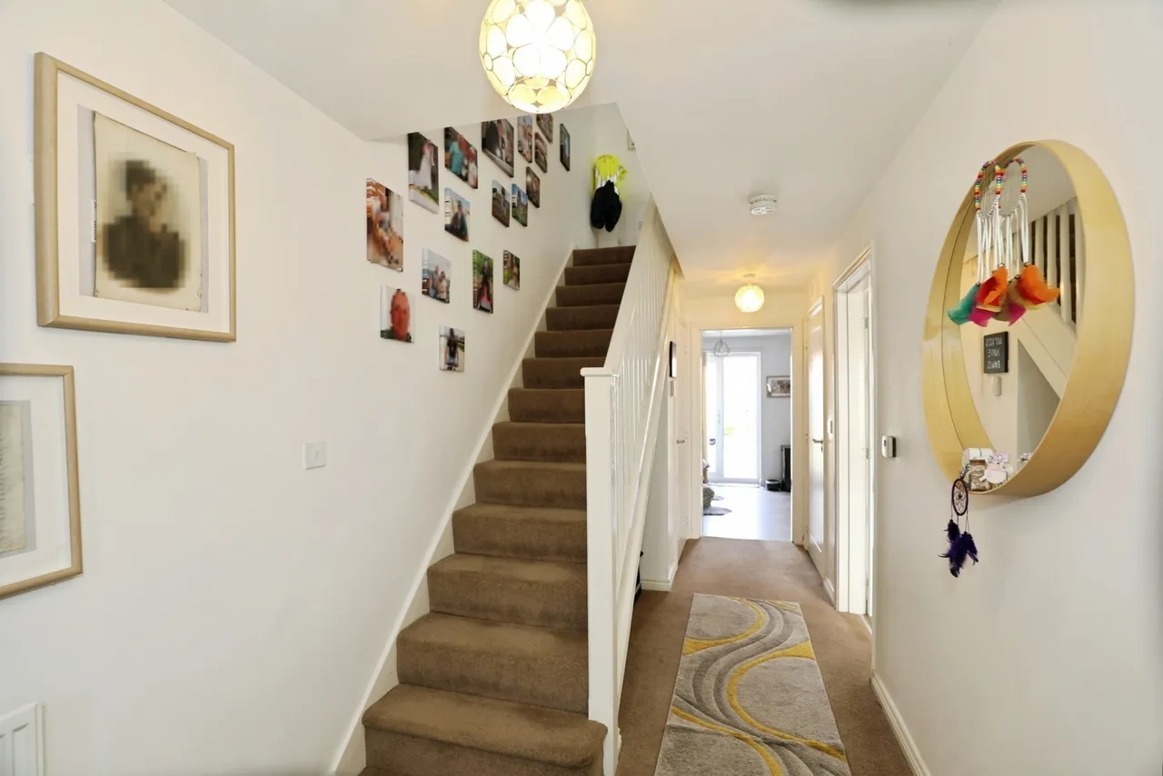 Pickering Croft Place, CREWE, Cheshire, CW1, photo 2
