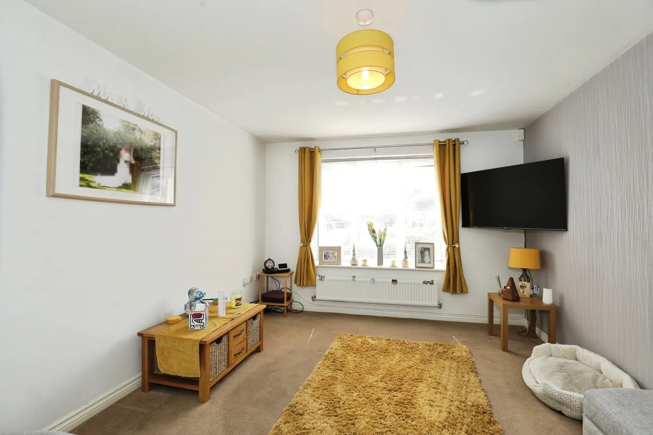 Pickering Croft Place, CREWE, Cheshire, CW1, photo 5