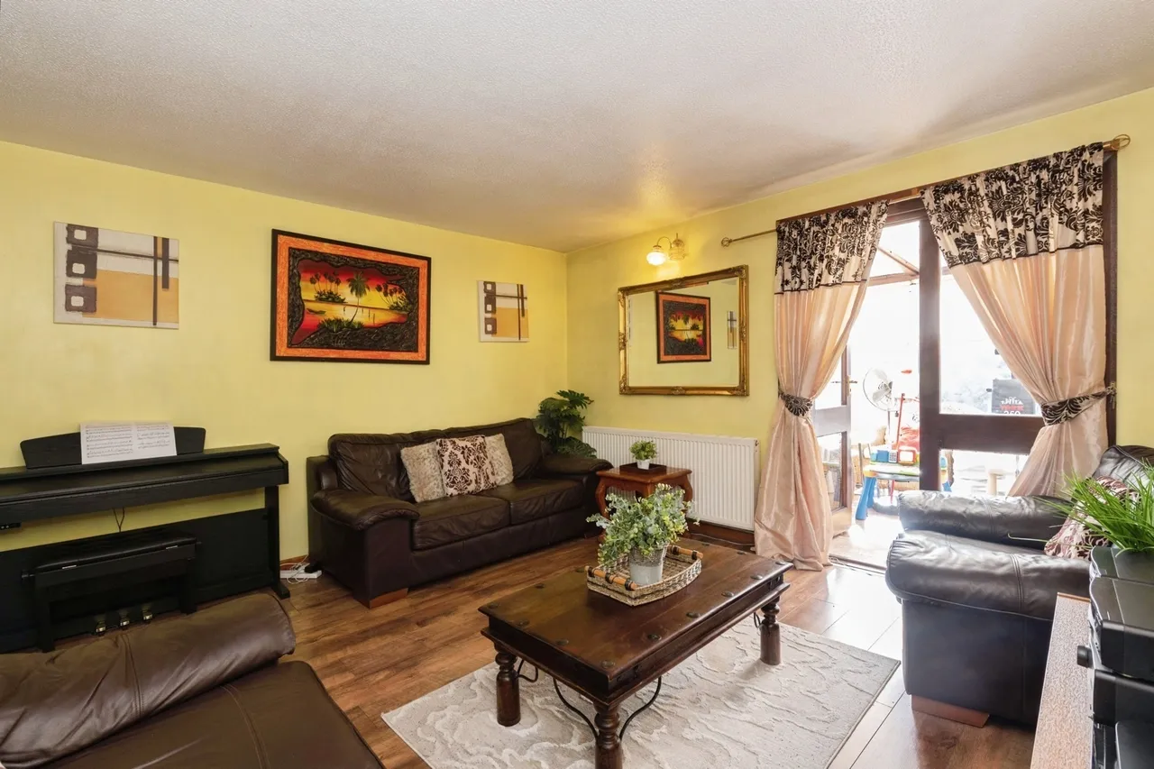 Wimbish End, Basildon, Essex, SS13, photo 6