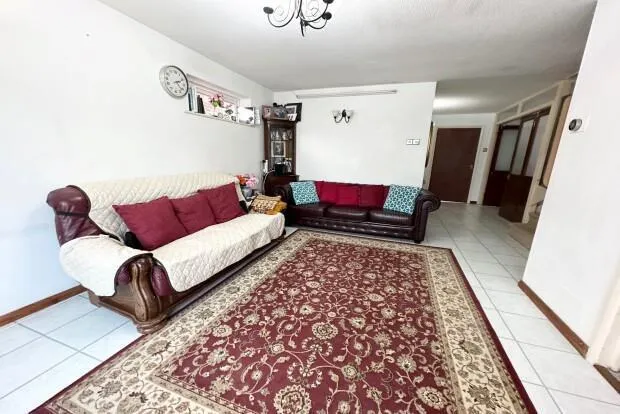 Petunia Crescent, Chelmsford, CM1, photo 5