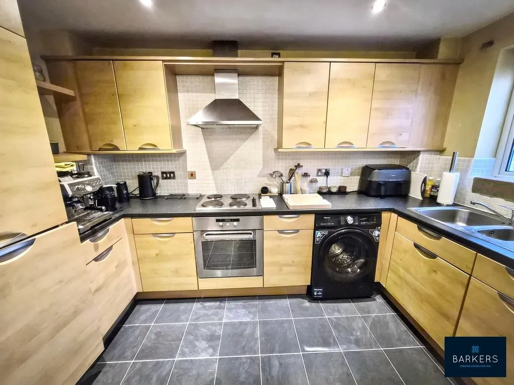 Bank View, Birkenshaw BD11 2AG, photo 5