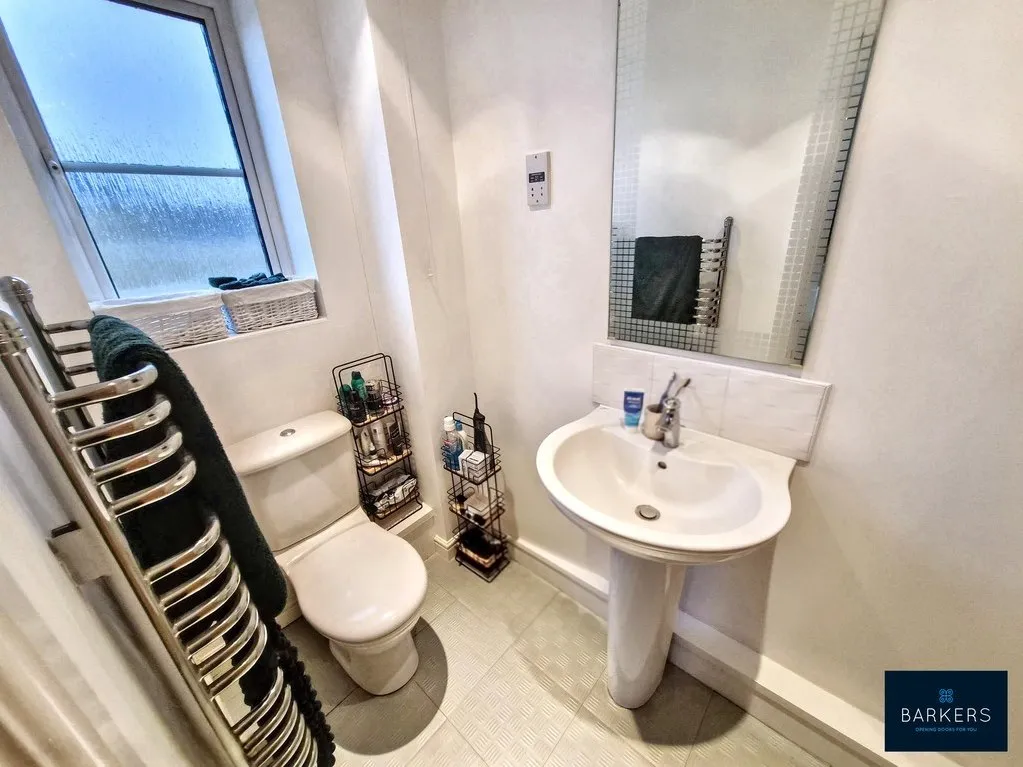 Bank View, Birkenshaw BD11 2AG, photo 7