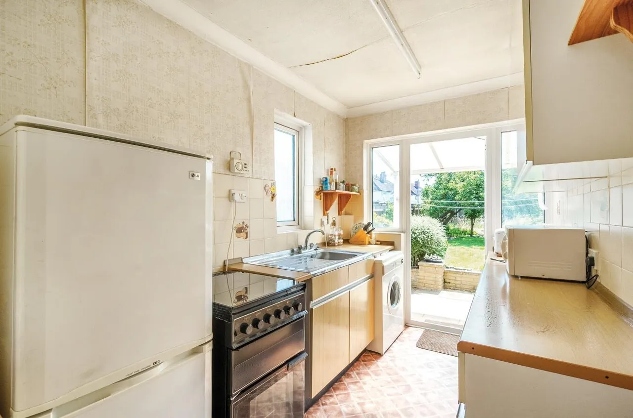 Ash Road, Sutton, SM3 9LA, photo 6