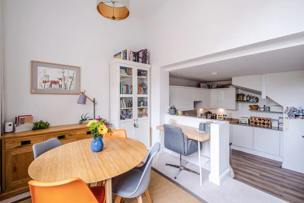 2 bed flat for sale, Coronation Avenue, Bath, BA2