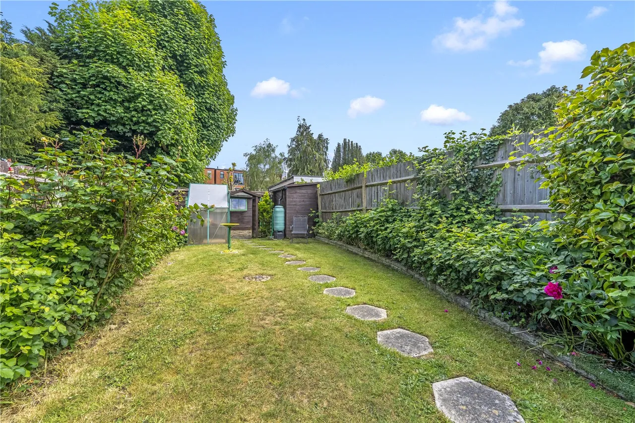 Laurel Road, Hampton Hill, TW12 1JH, photo 10