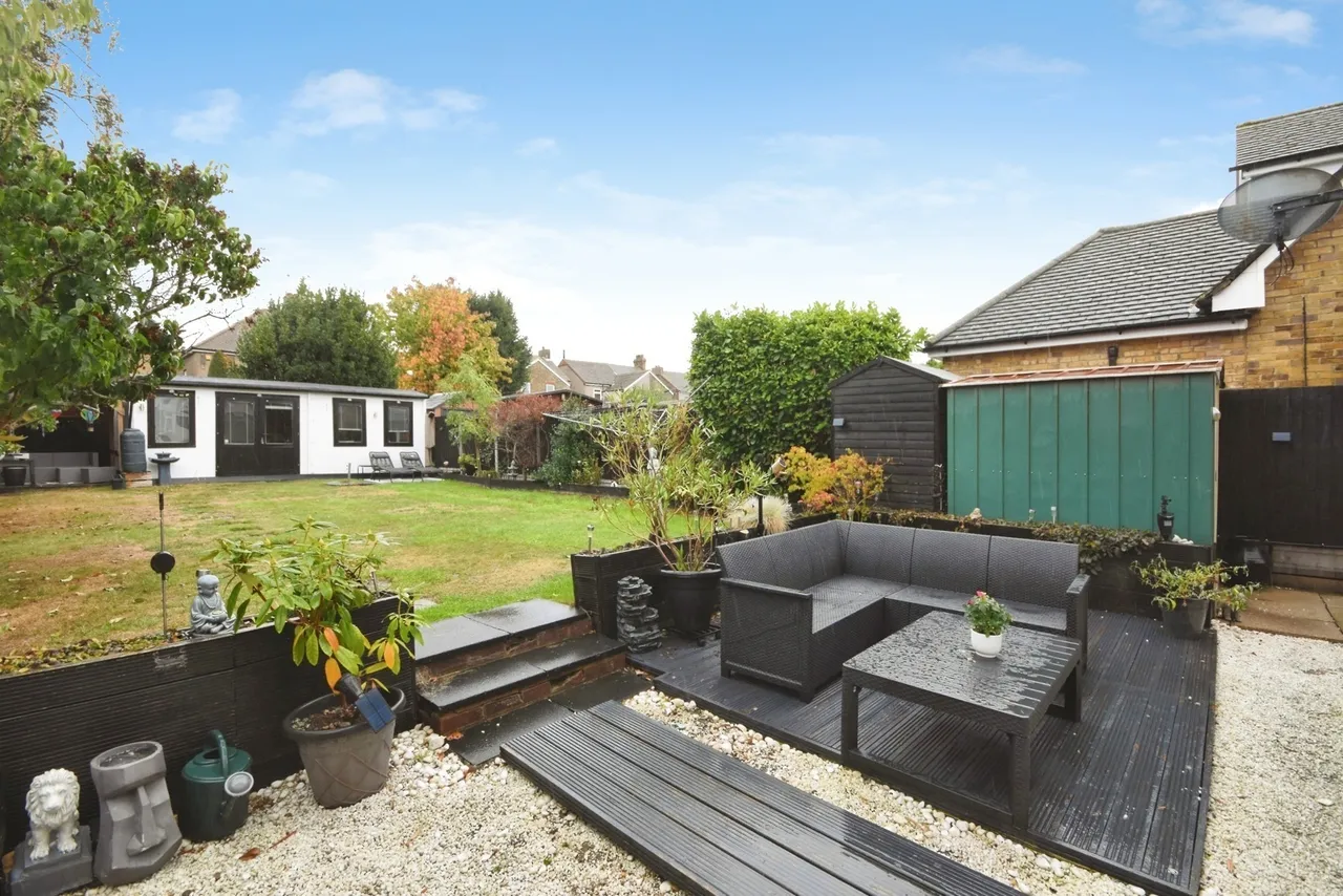 Fetherston Road, Stanford-le-Hope, SS17, photo 19