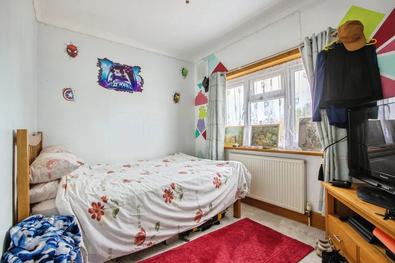 Broadway, Leeds, LS15, photo 10