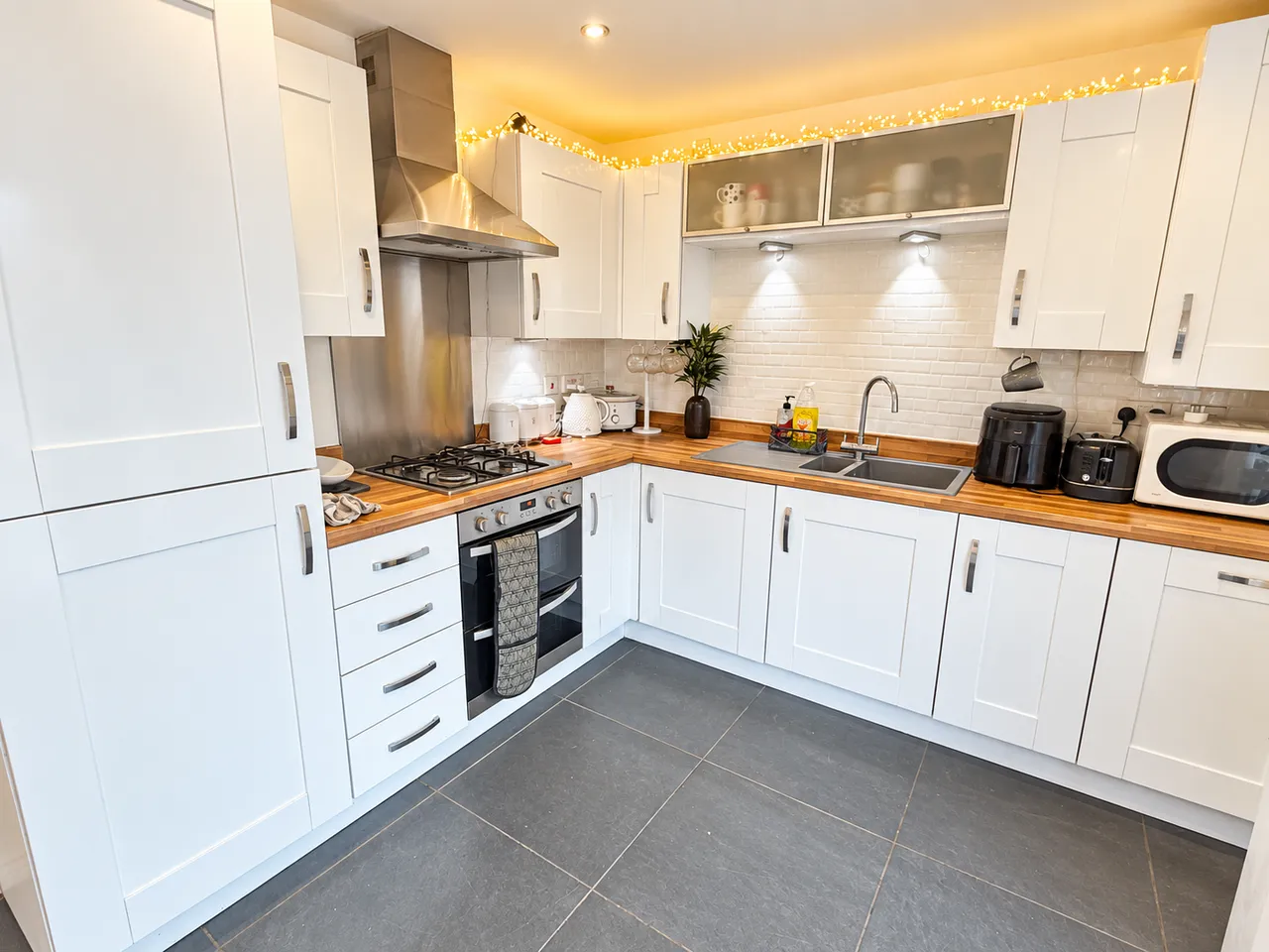 Hawthorn Avenue, Stockport, SK7, photo 4