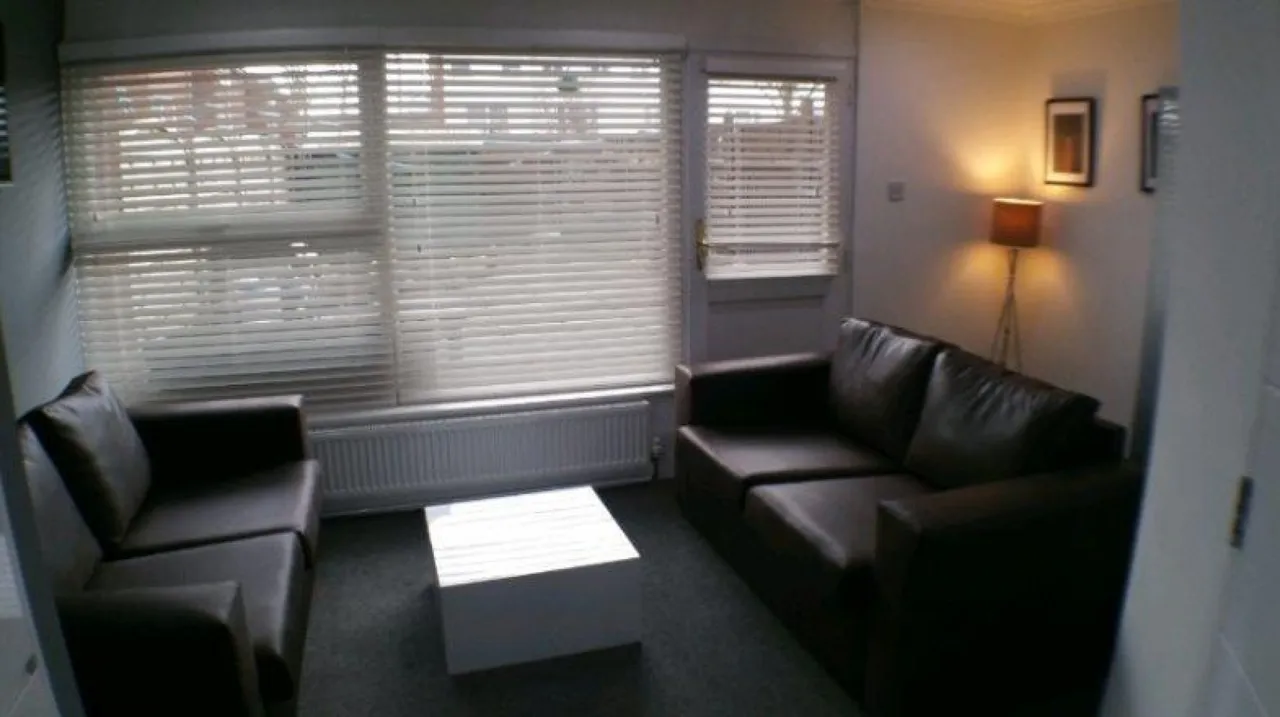 Abbotts Drive, Waltham Abbey, photo 5