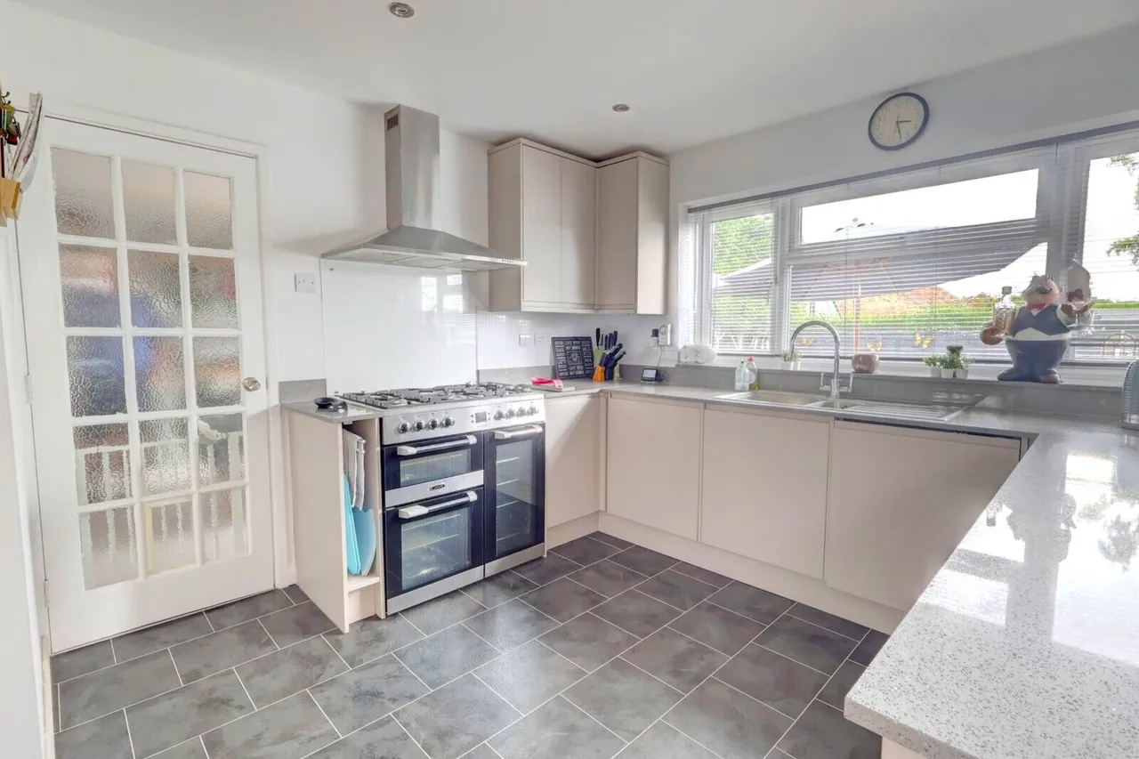 Nightingale Close, High Wycombe, HP15, photo 8