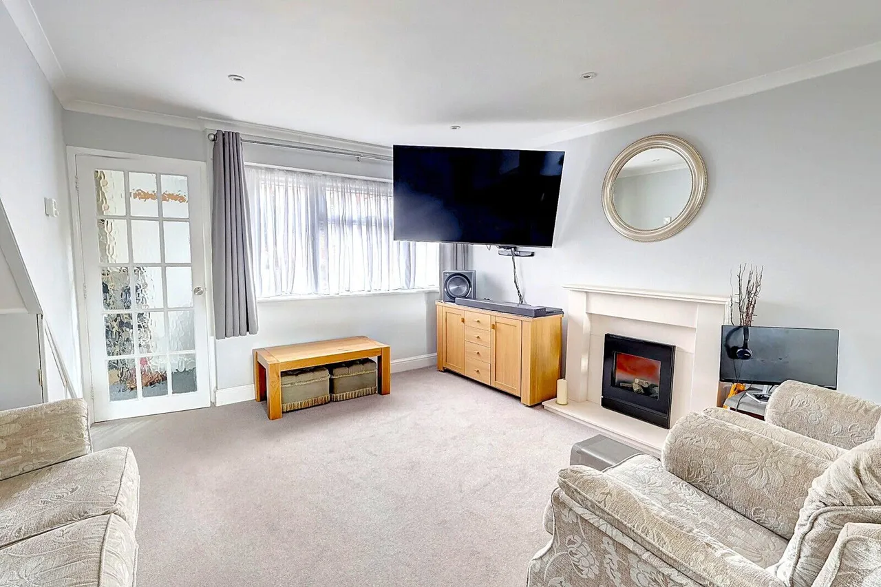 Nightingale Close, High Wycombe, HP15, photo 3