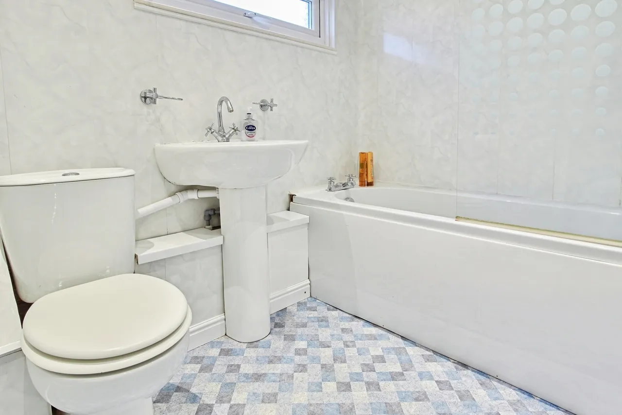 Grange Rise, Birmingham, B38, photo 17