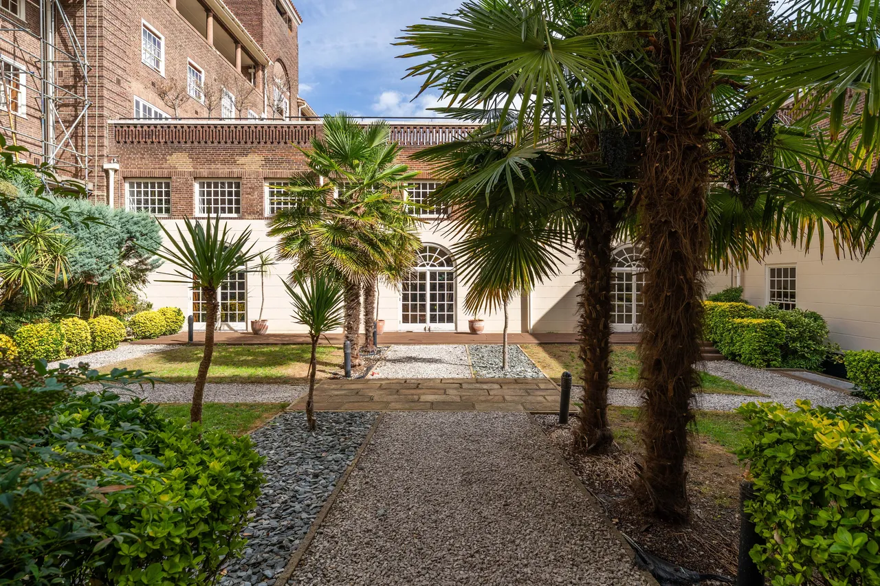 Scott Avenue, London, SW15, photo 15