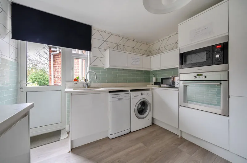 Dorchester Avenue, 15c Dorchester Avenue Bexley Greater London Bexley, BEXLEY, Kent, DA53AH, photo 3