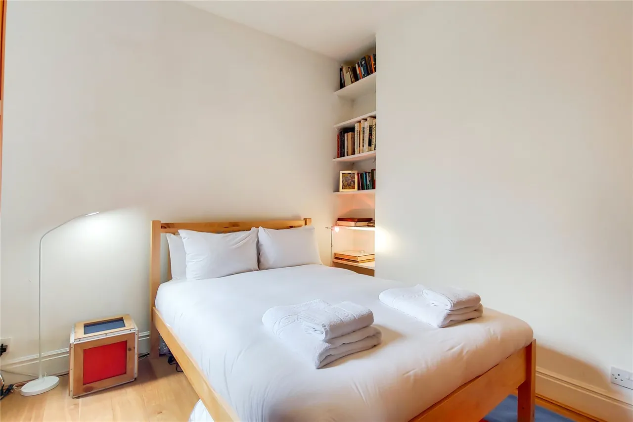 Little Russell Street, London, WC1A, photo 7