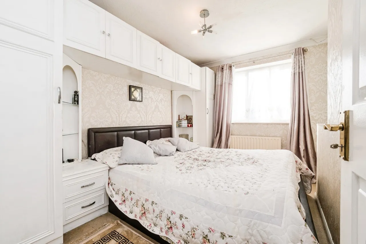 St. Michaels Close, Aveley, South Ockendon, Essex, RM15, photo 7