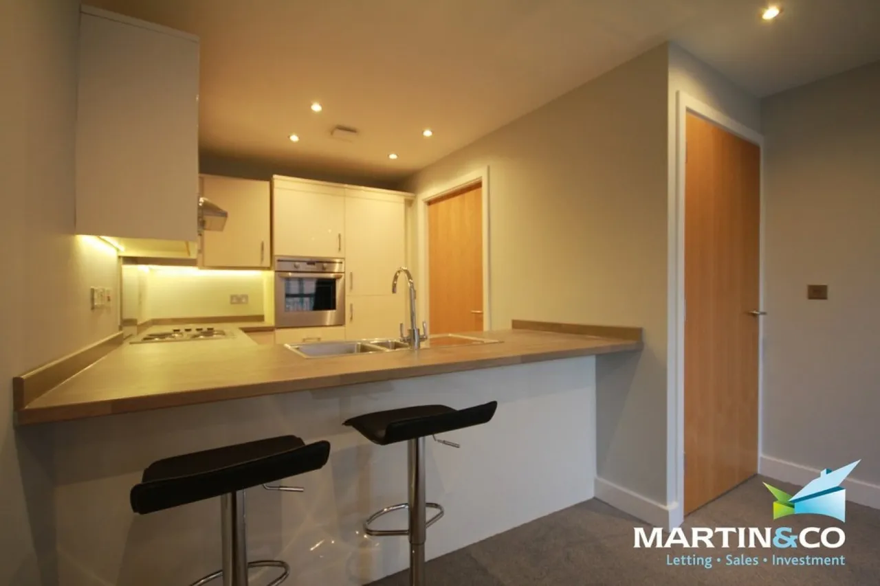 High Street, Harborne, B17, photo 3