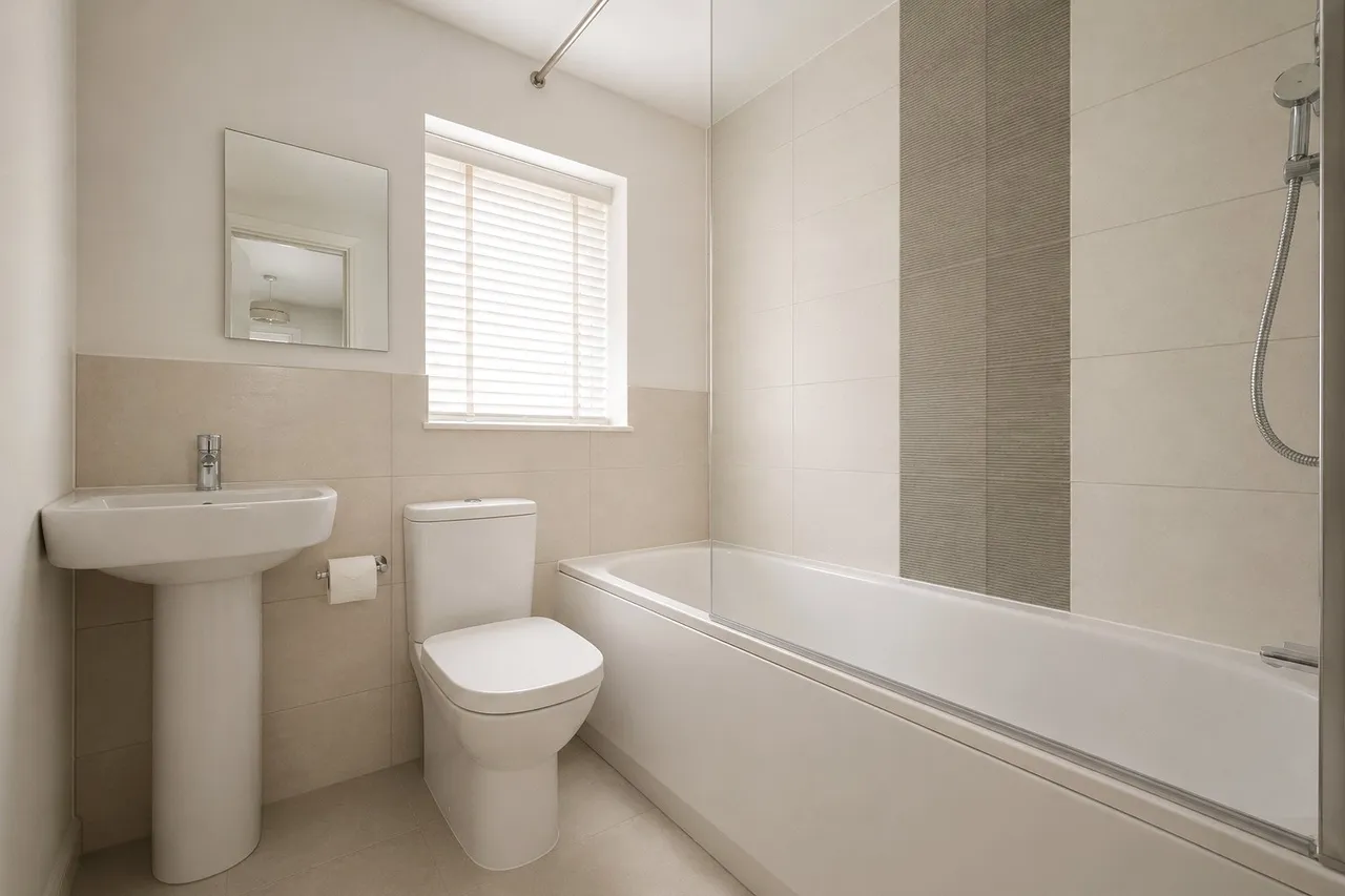 Chapman Drive, Binfield, Bracknell, Berkshire, RG42 4GD, photo 6