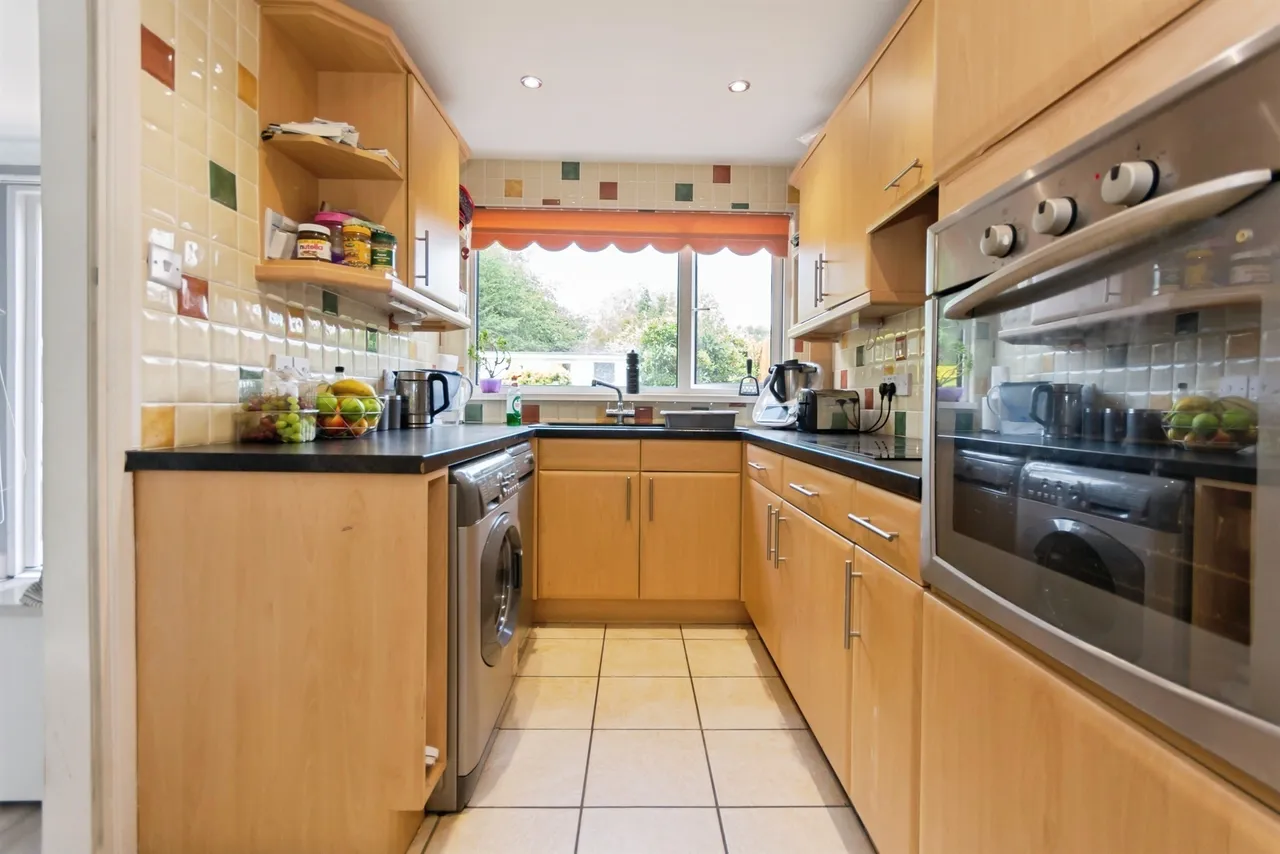 Vale Close, Birmingham, B32, photo 11