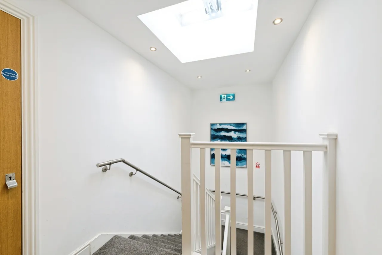 London Road, Sutton, SM3, photo 13