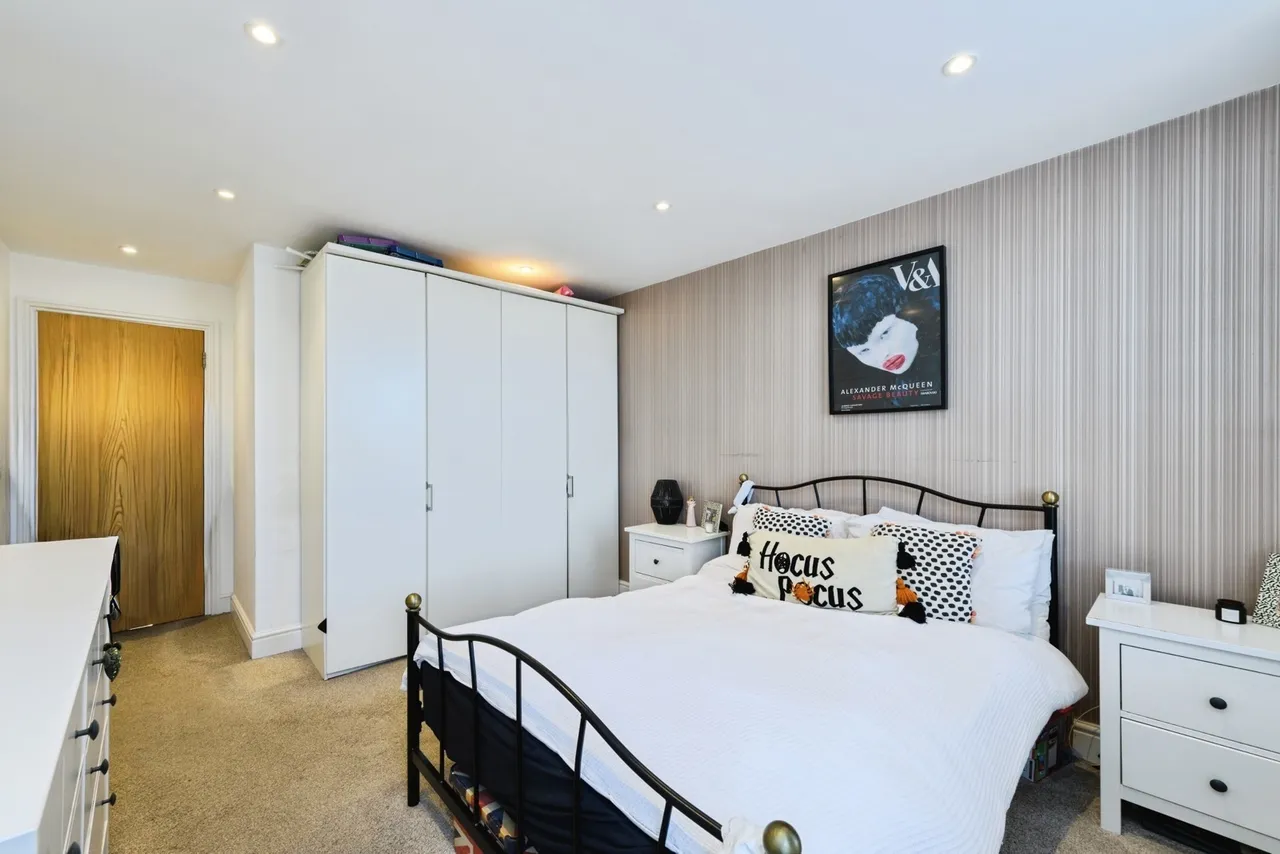 London Road, Sutton, SM3, photo 7