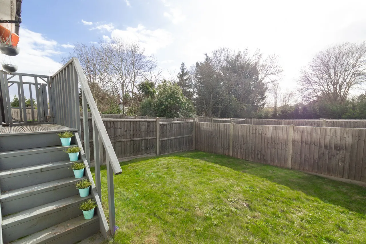Hendon Way, NW4, photo 2