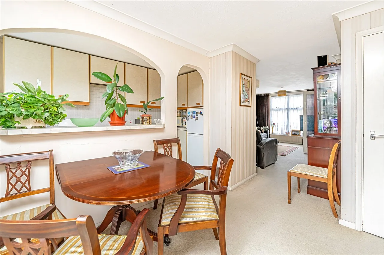 Appleby Close, Twickenham, TW2 5NA, photo 4