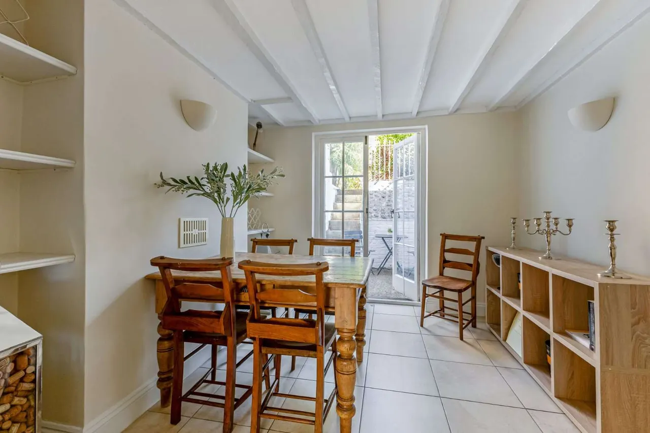 Grove Road, Windsor, Berkshire, SL4 1HS, photo 6