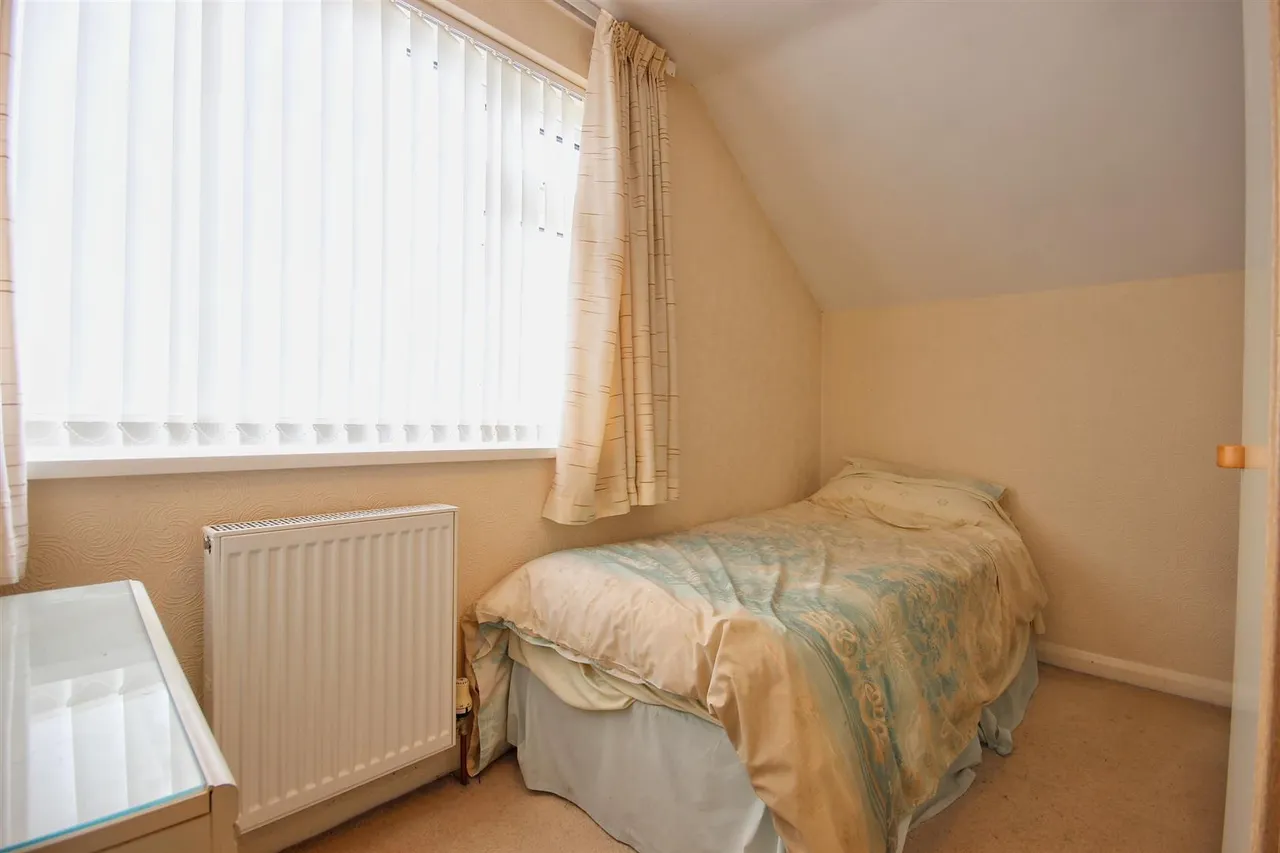 Ashcourt Drive, Hornsea, photo 8