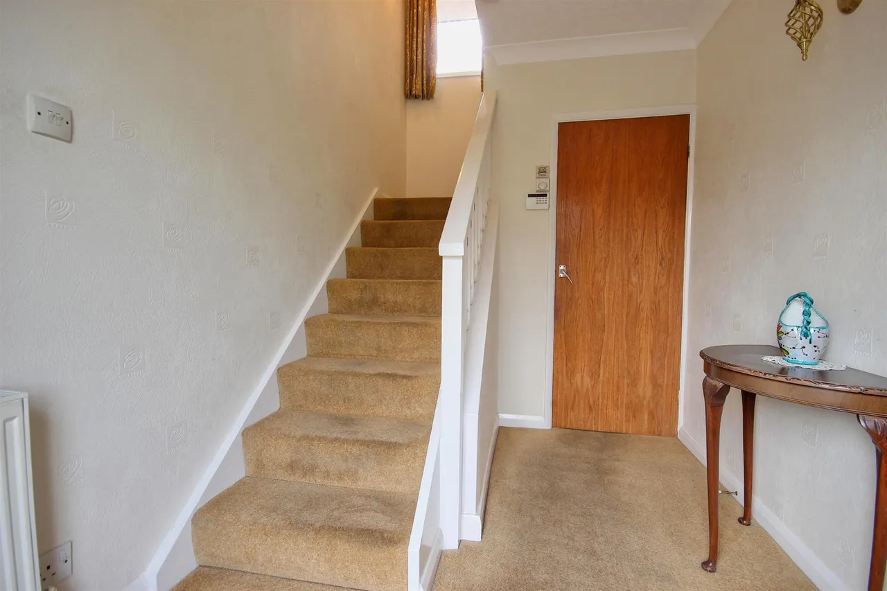Ashcourt Drive, Hornsea, photo 12