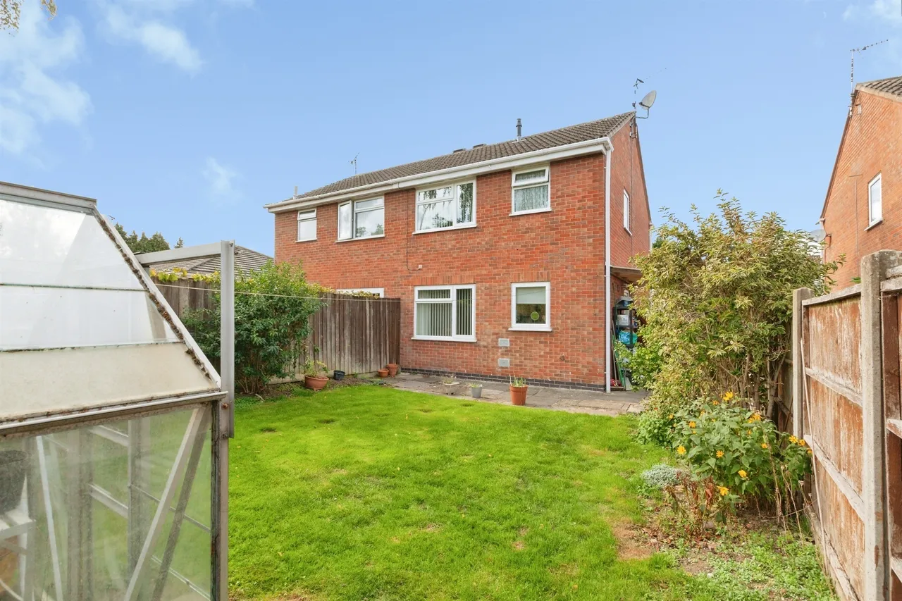 Newby Close, Whetstone, LE8, photo 19