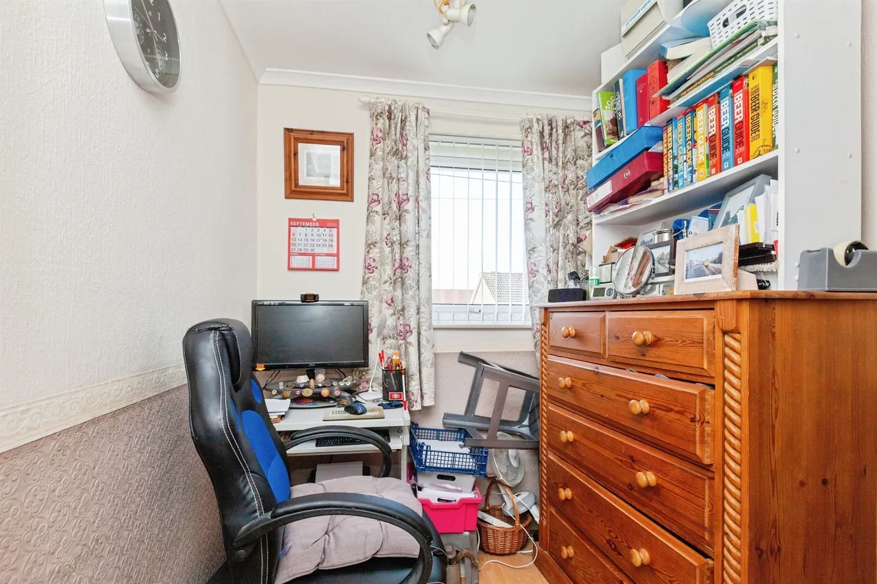 Newby Close, Whetstone, LE8, photo 15