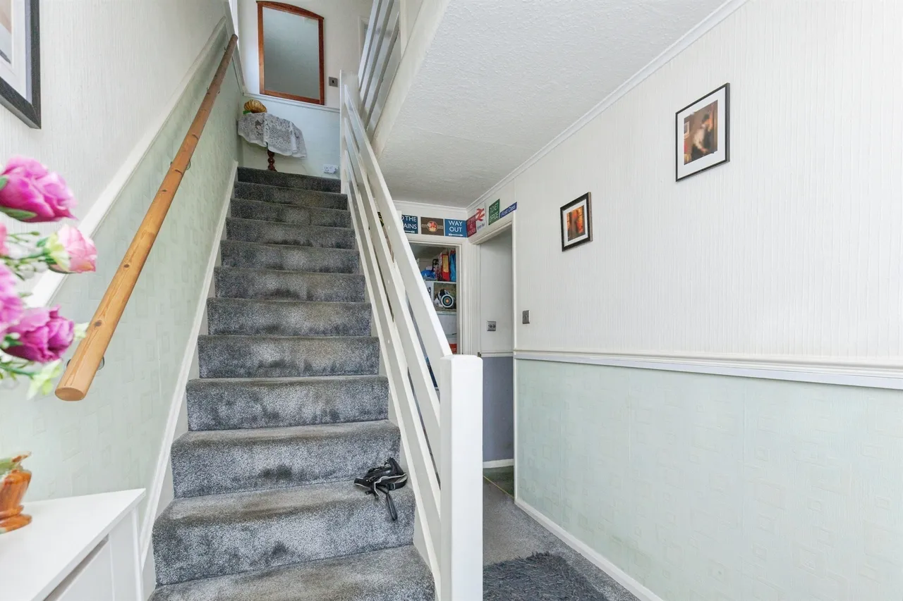 Newby Close, Whetstone, LE8, photo 4