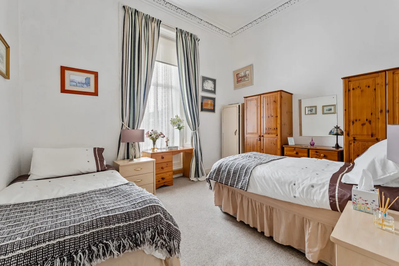 337 Albert Drive, Pollokshields, G41 5HJ, photo 13