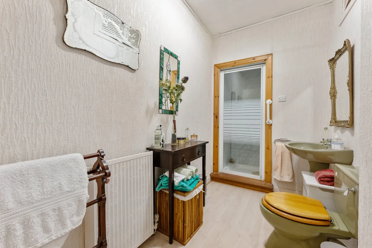 337 Albert Drive, Pollokshields, G41 5HJ, photo 14