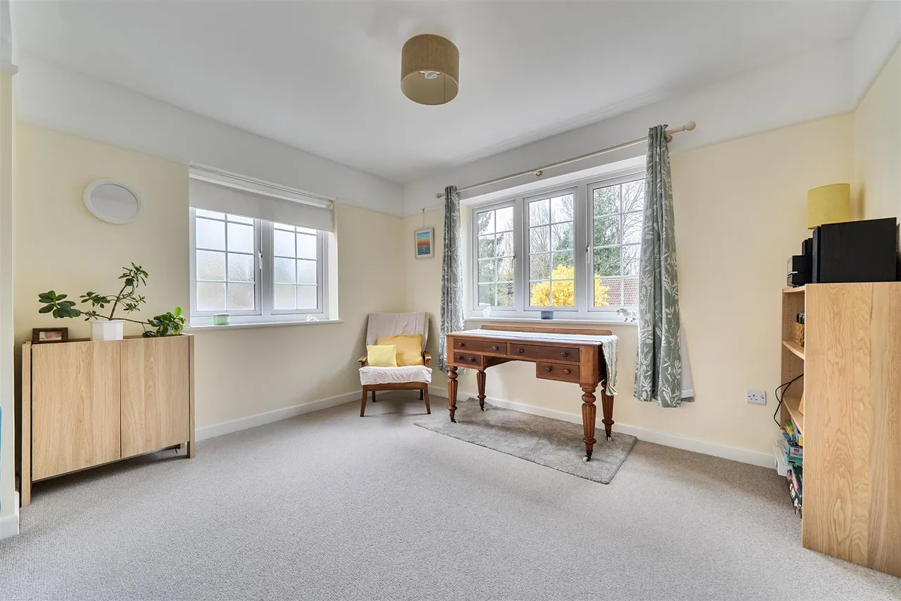 Swanwick Lane, Swanwick, photo 7