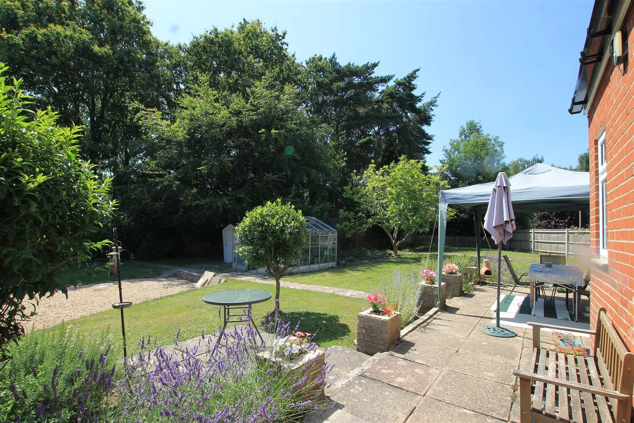 Swanwick Lane, Swanwick, photo 13