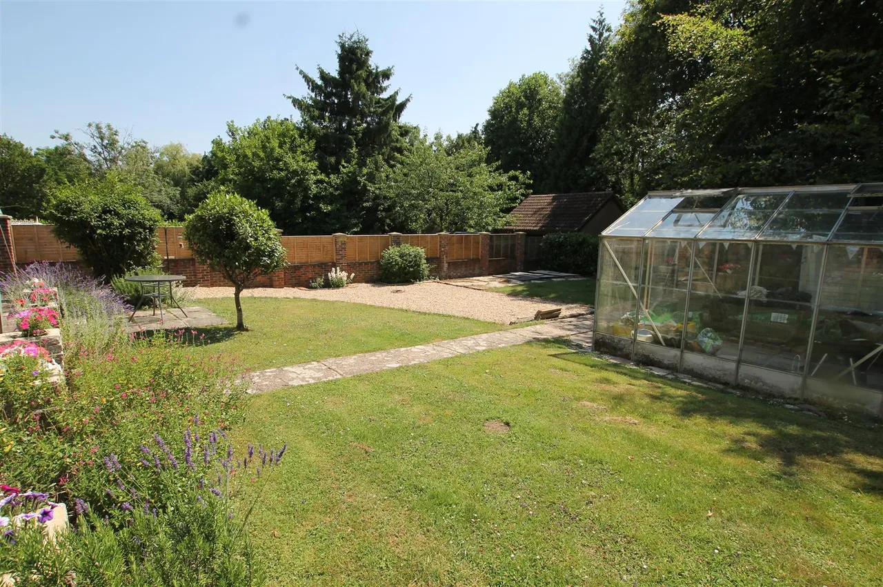 Swanwick Lane, Swanwick, photo 2