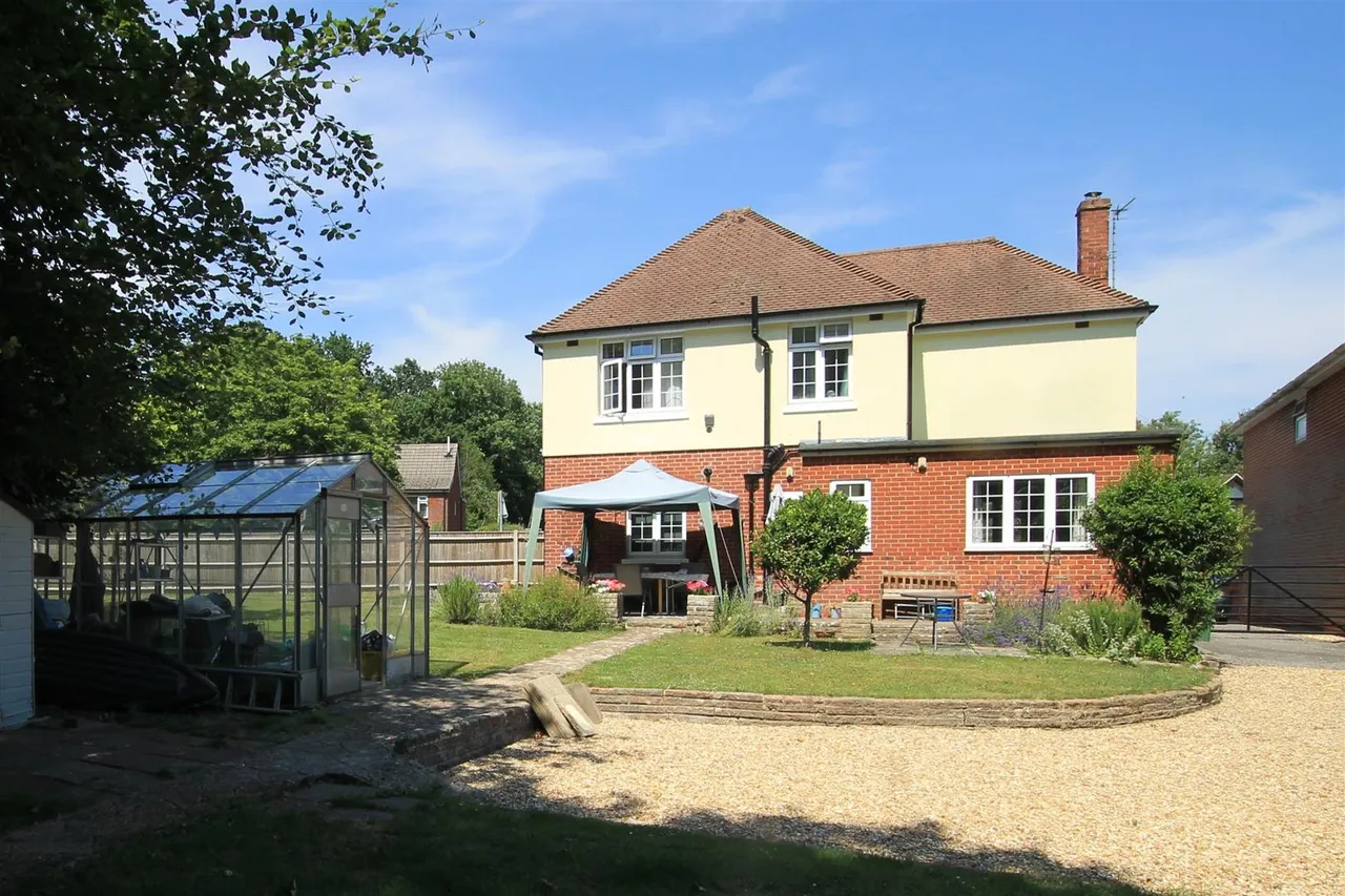Swanwick Lane, Swanwick, photo 16