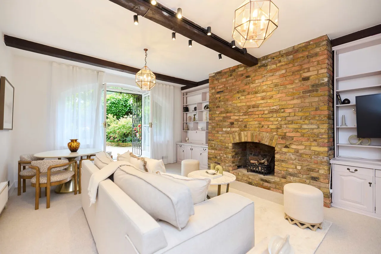 Marlborough Place, NW8, photo 2