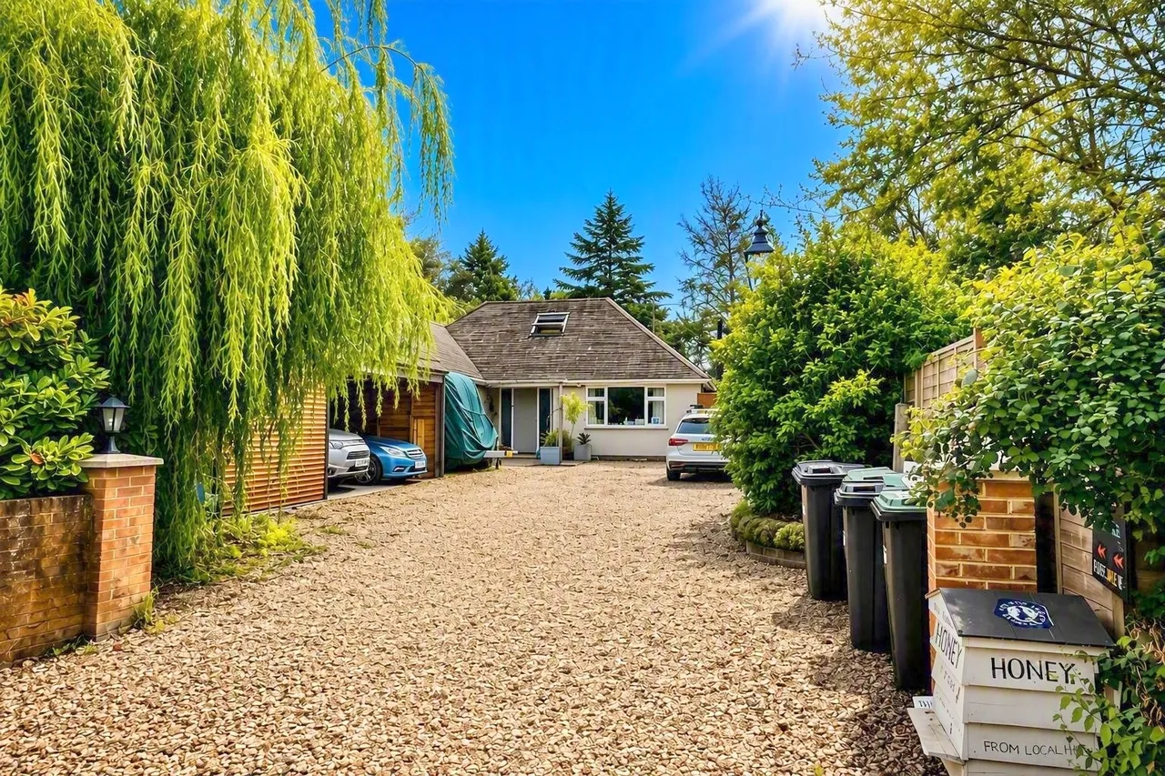 Ringwood, BH24, photo 34