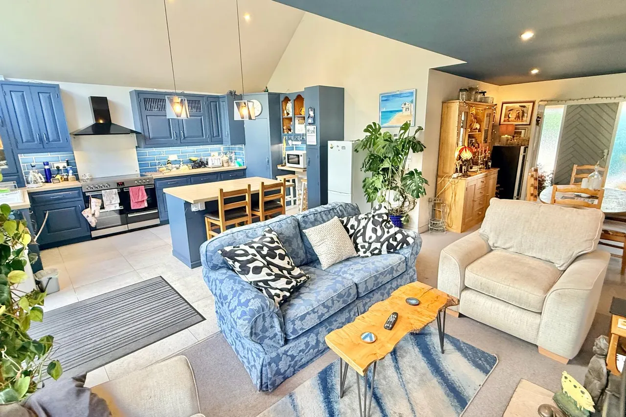 Ringwood, BH24, photo 5