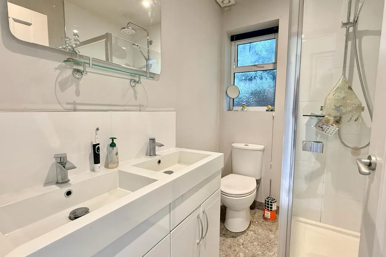 Ringwood, BH24, photo 14